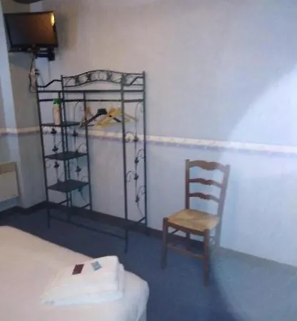 Le Saintongeais Hotel *