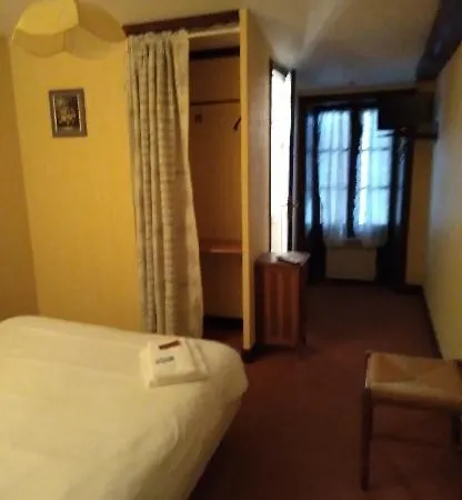 Le Saintongeais Hotel
